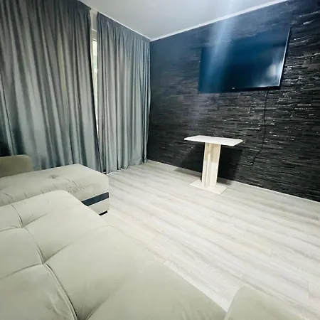 公寓 Luxury Ap Budimex 布加勒斯特